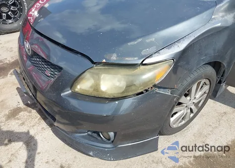 2010 Toyota Corolla S z USA, uszkodzony, nr VIN 2T1BU4EE9AC532704